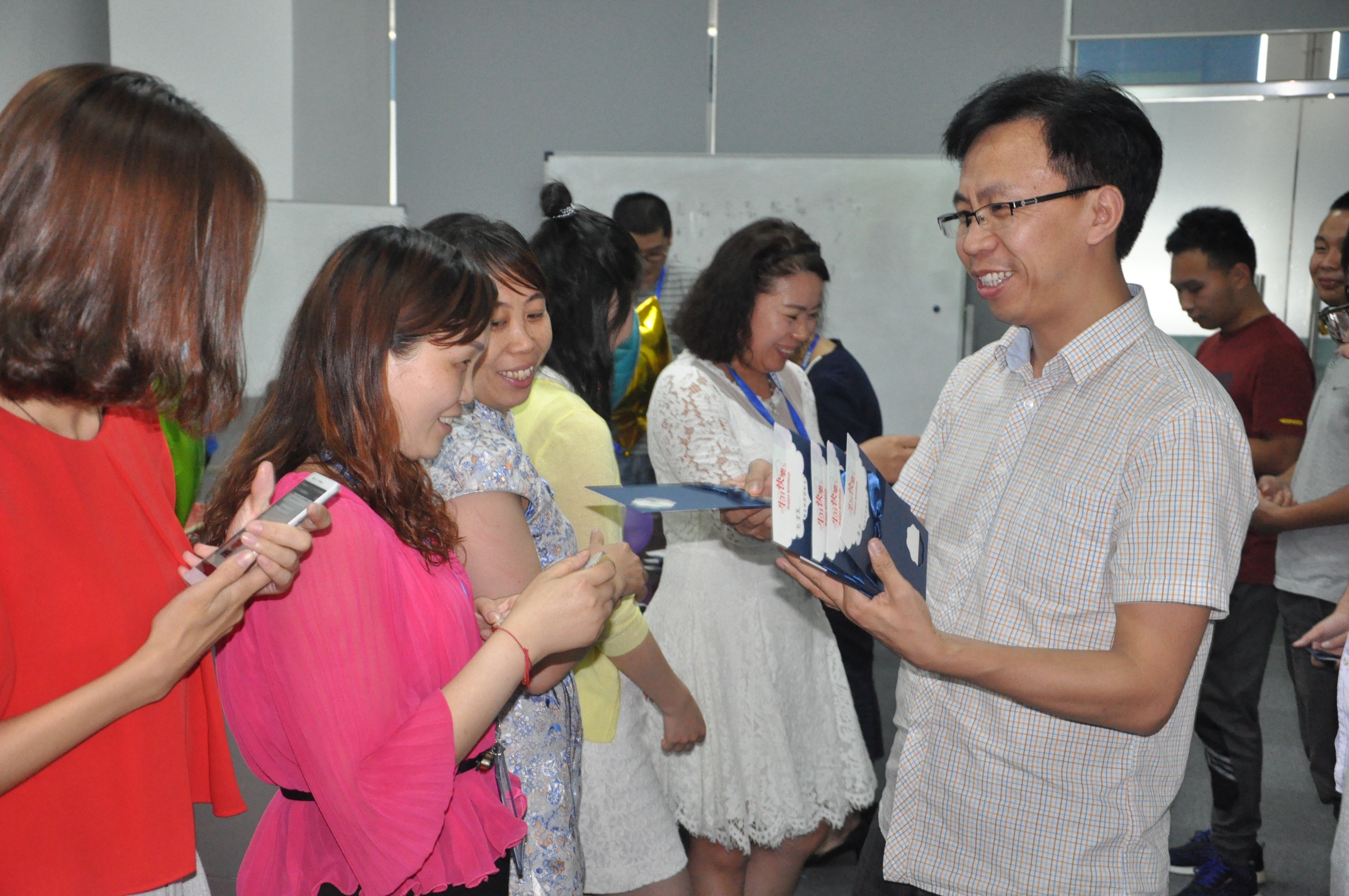 BSport体育官网生日会