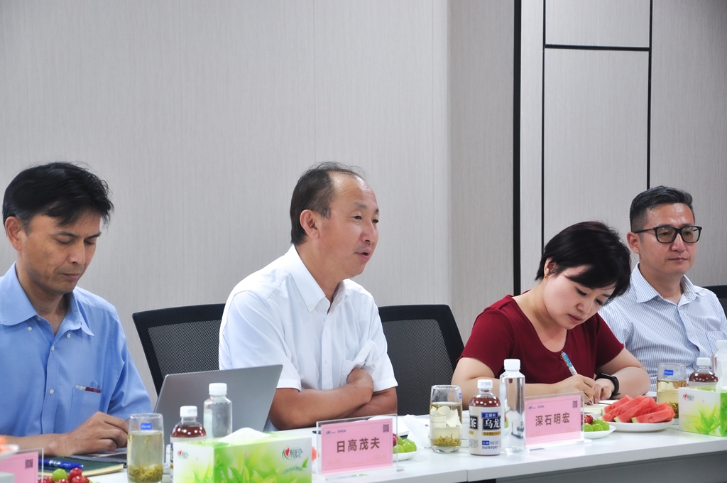 爱普生总裁参观BSport体育官网机器人