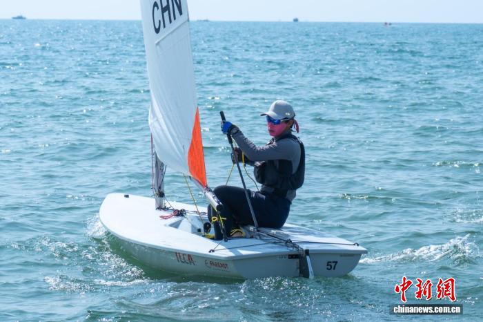 三亚亚沙会帆船测试赛开赛：国青全员出战，严
