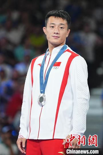巴黎奥运首战曹利国摘银，广西全村同盼他凯旋