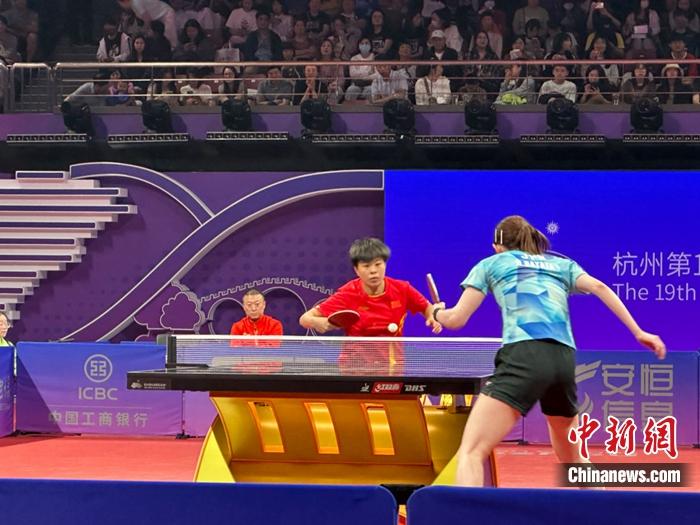 杭州亚运会乒乓球女单半决赛上演激烈对决 早田