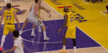 湖人加时逆转掘金 约基奇空砍24+16+14