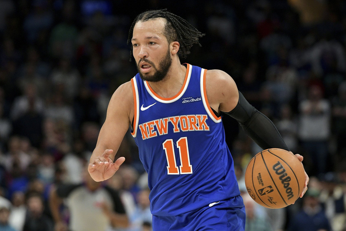 纽约尼克斯客场挑战休斯顿火箭 争夺季后赛席位