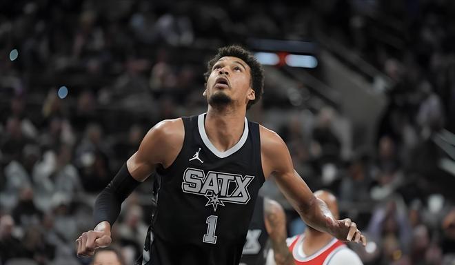 雷霆128-110大胜快船锁定常规赛王座 马刺反超梦碎