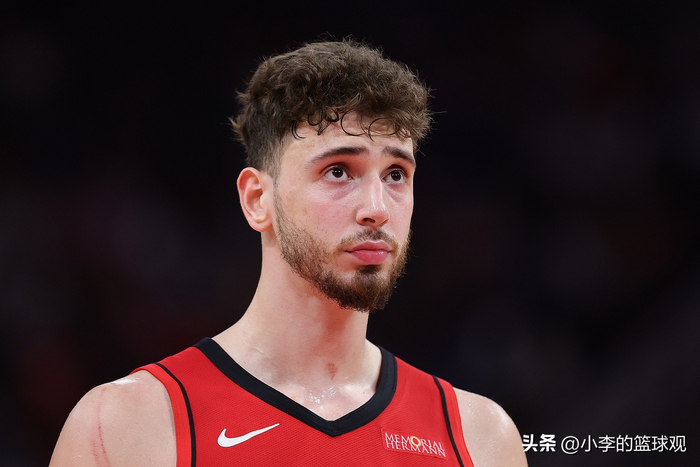 火箭季后赛止步湖人 休赛期面临阵容重组与未来